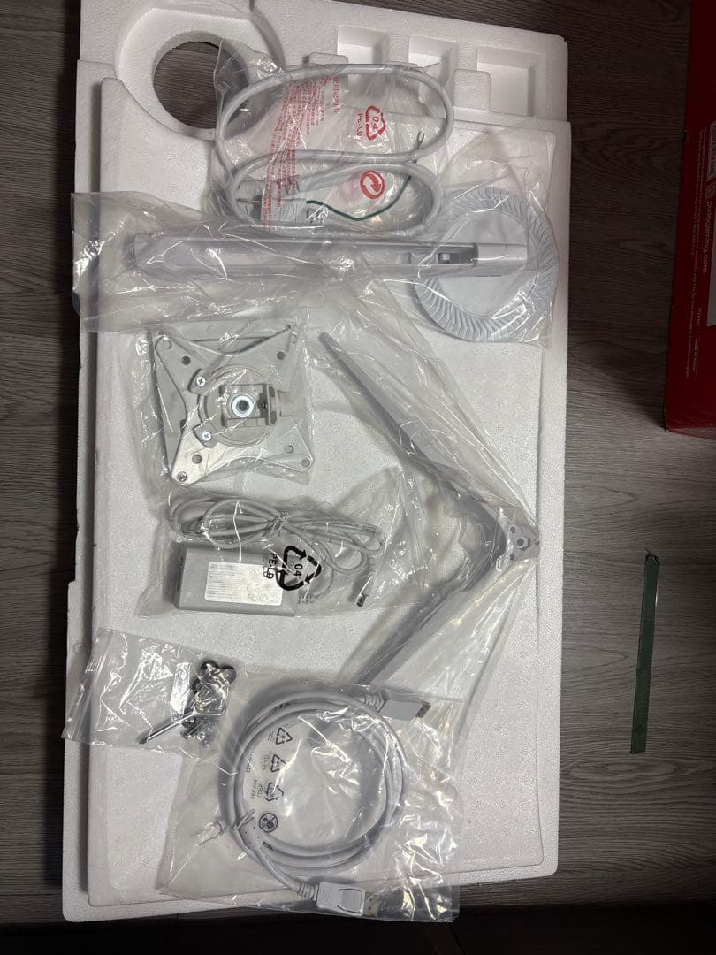 Pixio PX278 Wave White モニター 27インチ