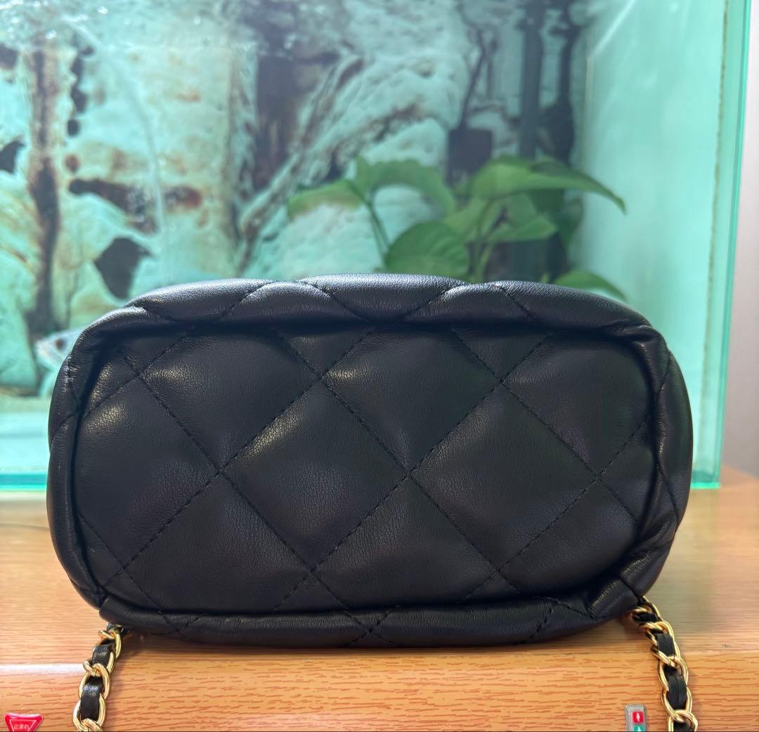 CHANELノベルティ キルティングショルダーバッグ