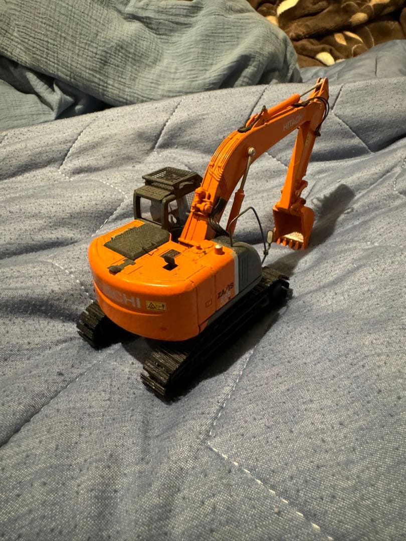 ミニカー HITACHI ZAXIS 225USRK 1/50