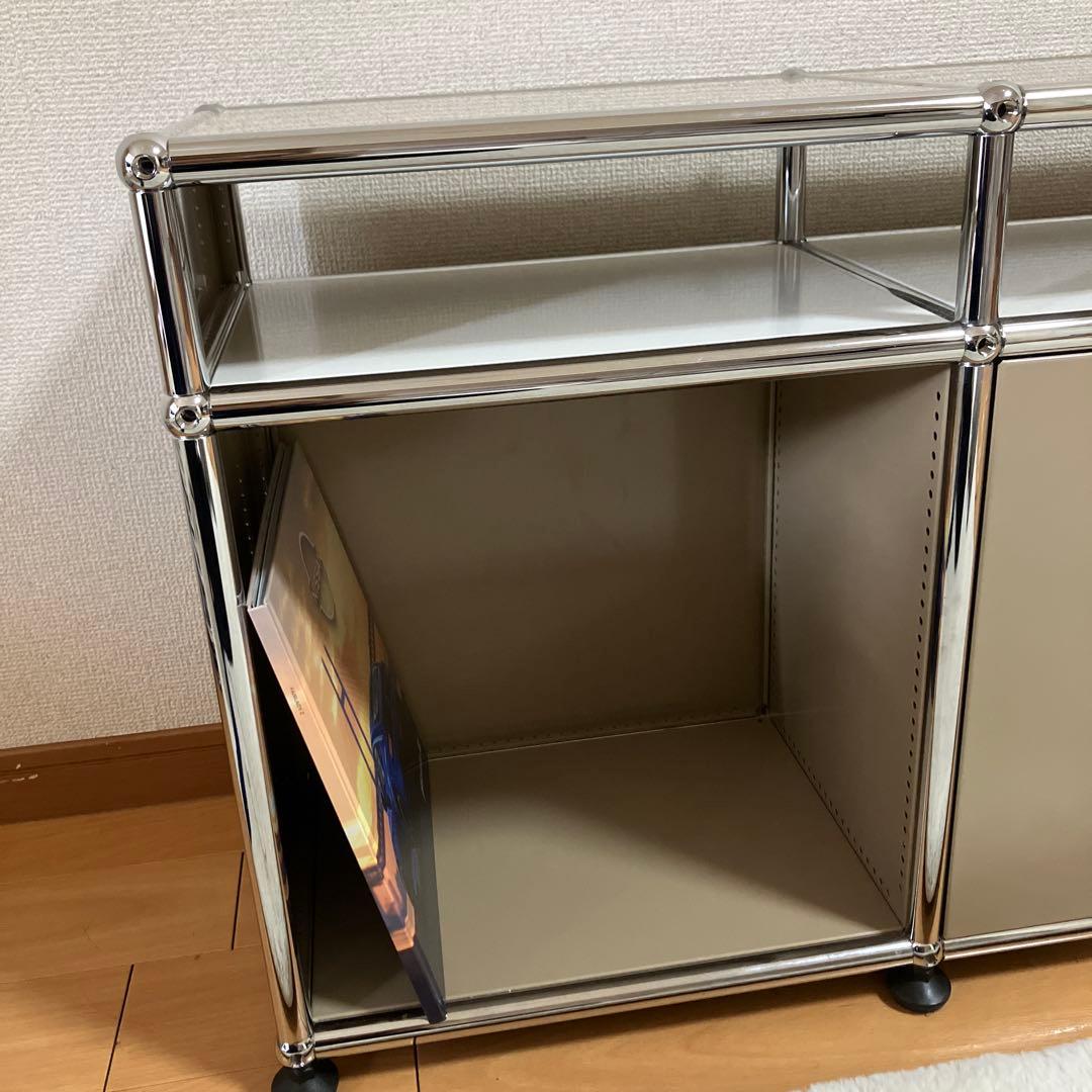 USMハラー ベージュ スチールキャビネット 中型 扉付き