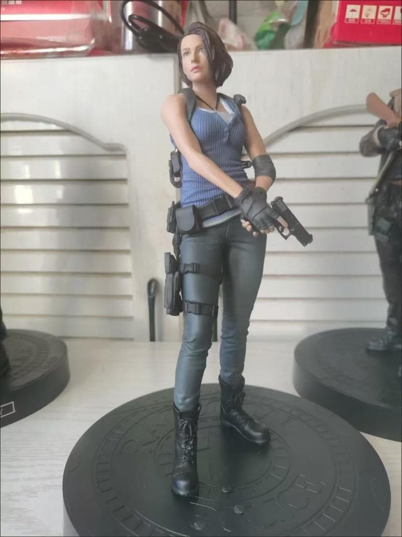 バイオハザード　ジル・バレンタイン　フィギュア