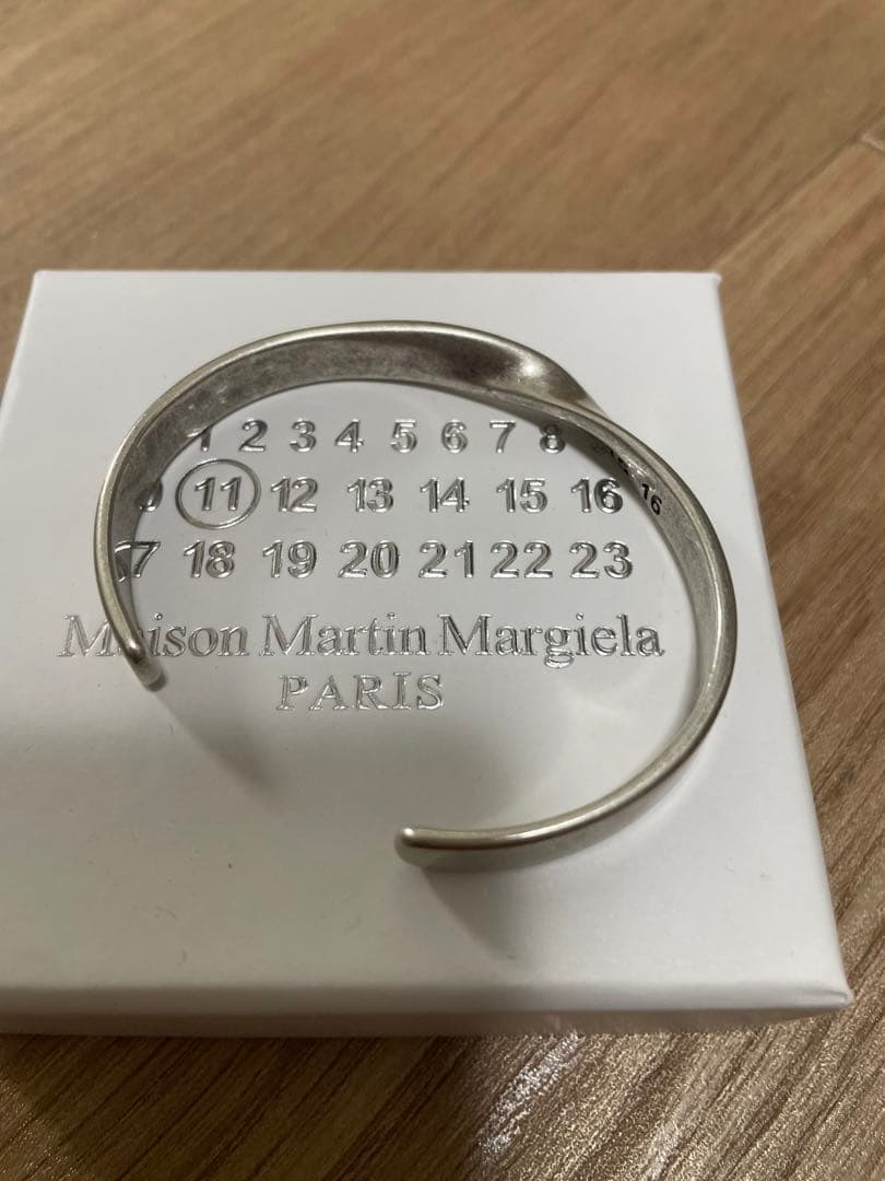 Maison Martin Margiela ツイスト　シルバーバングル