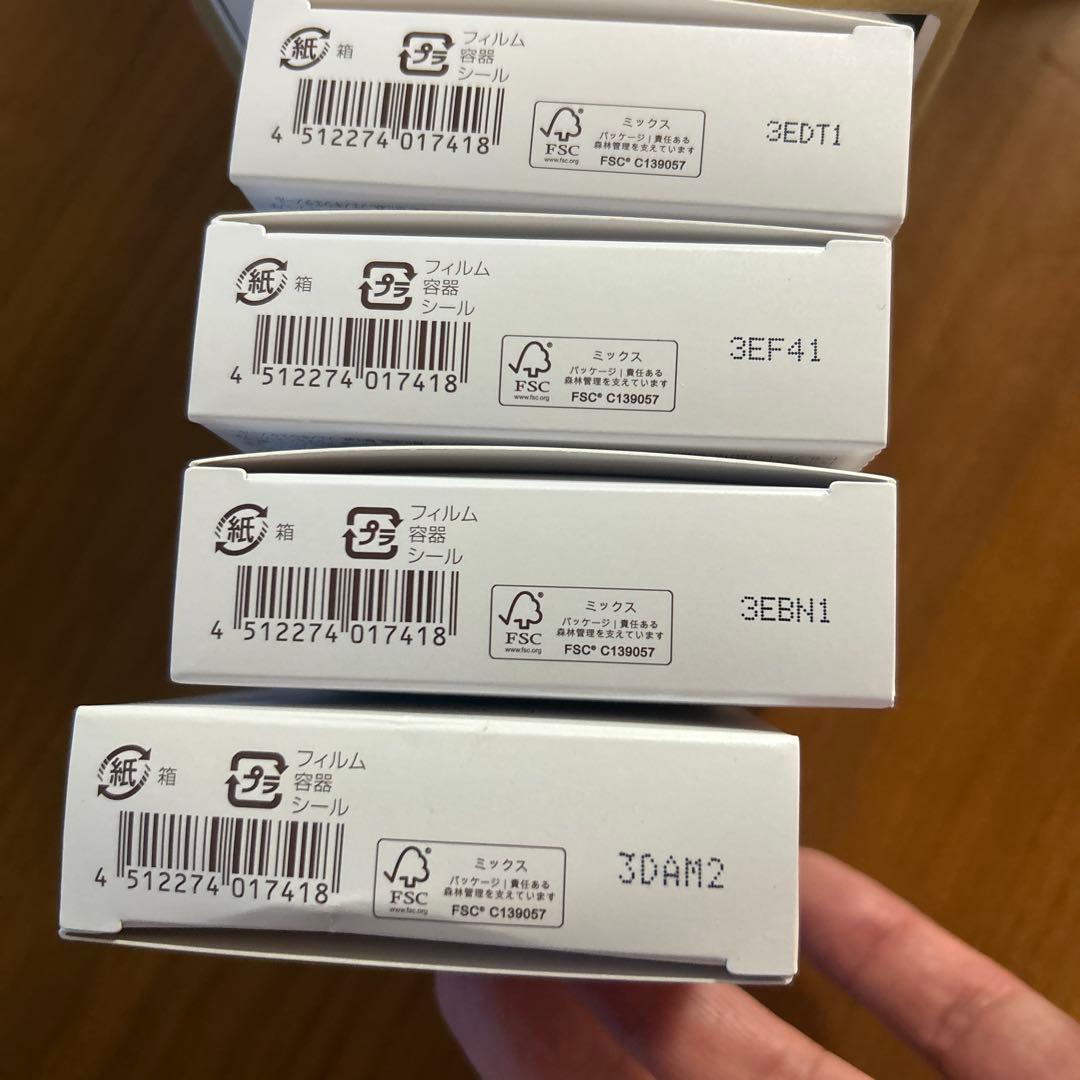 Perfect One 詰め替え4個　使用済みケース付き