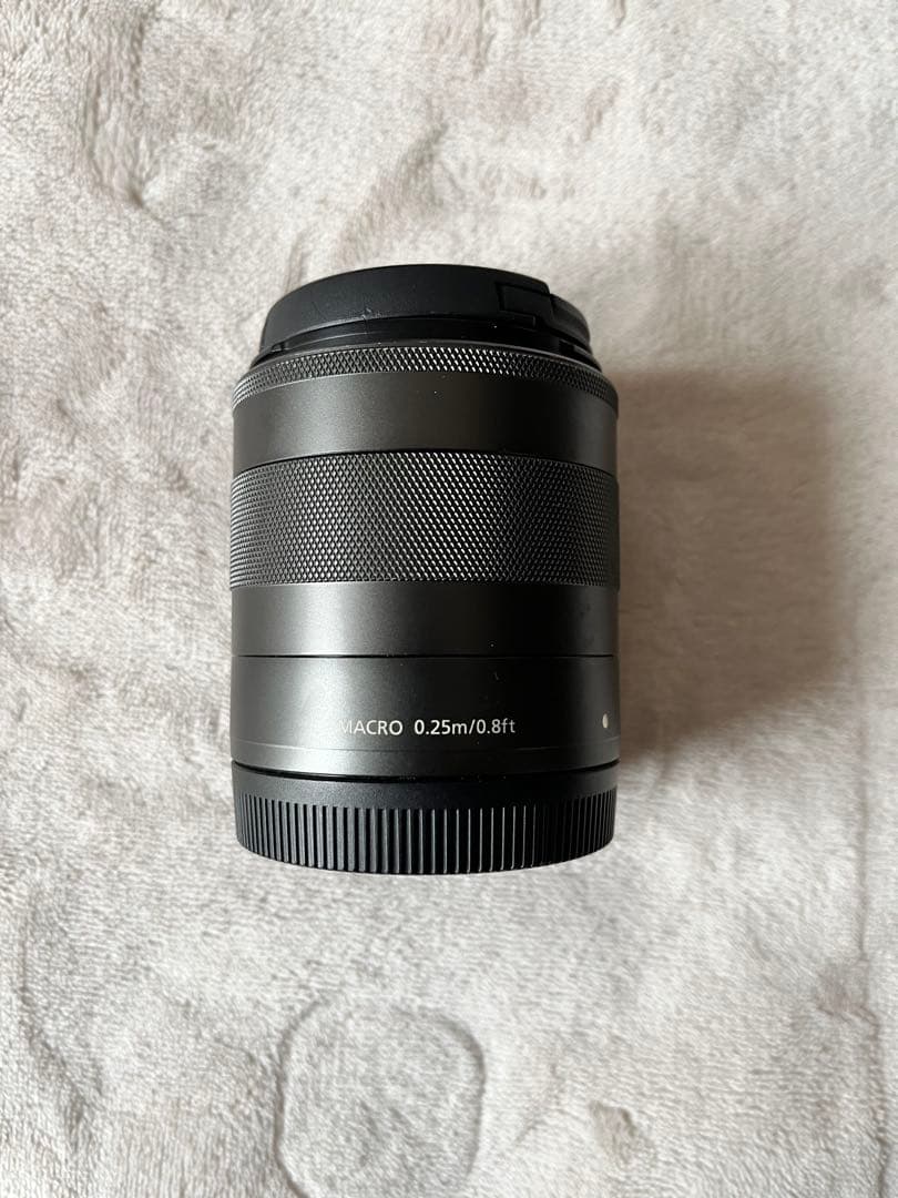 Canon EOS KISS M ミラーレスカメラ ホワイト　レンズ　セット