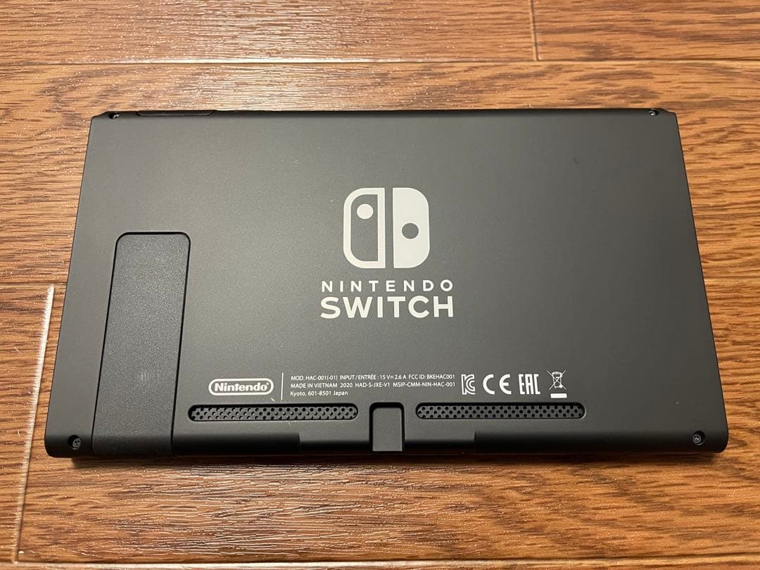 Nintendo Switch本体　保護フィルム付き