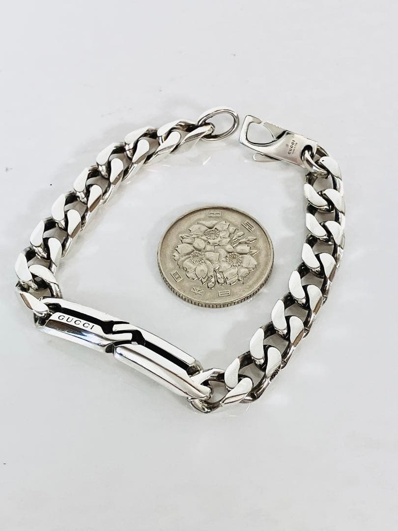 【超美品】GUCCI ノットブレスレット 男女兼用 シルバーバングル　7.５ミリ