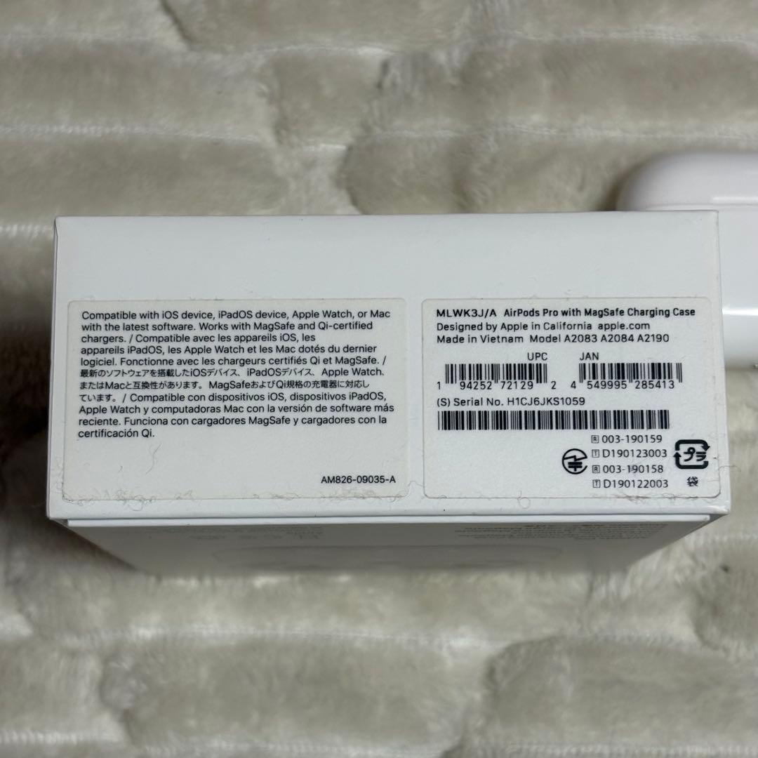 AirPods Pro Apple 正規品