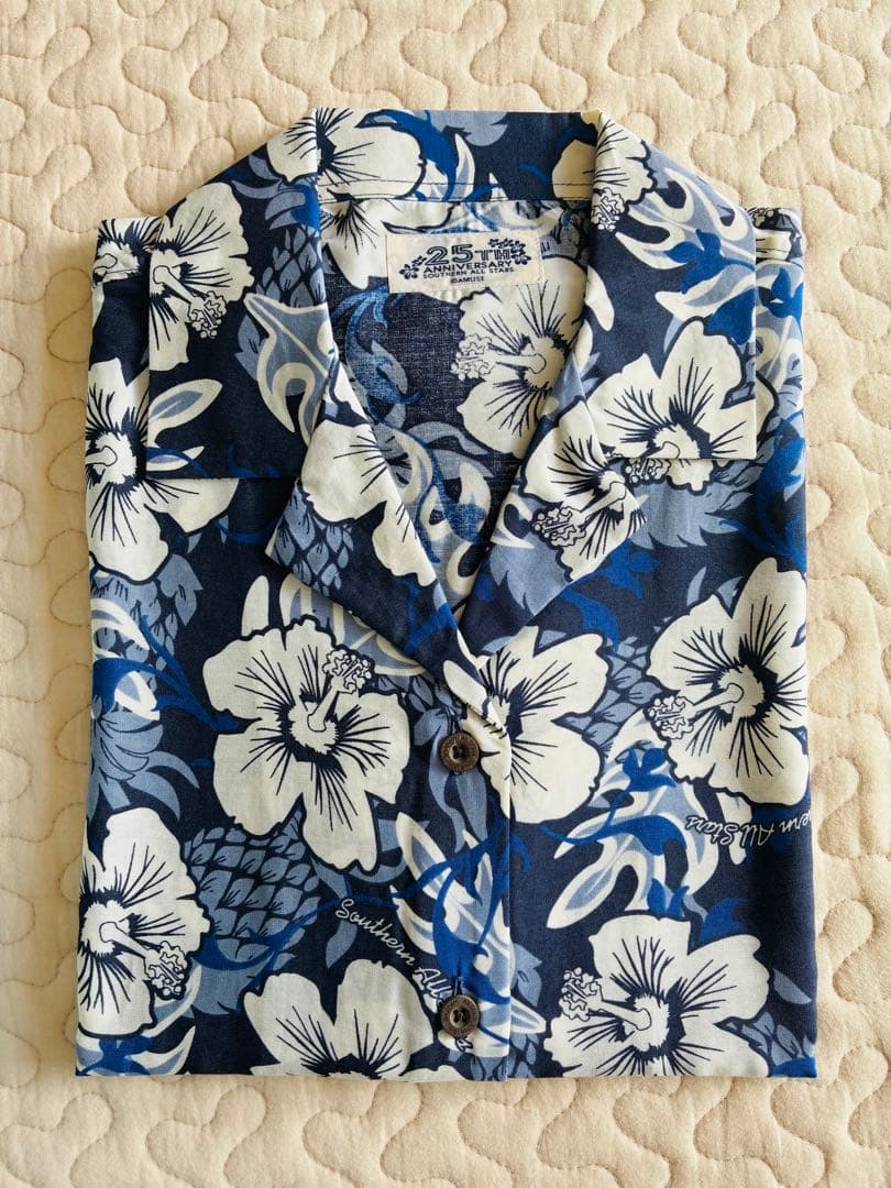 サザンオールスターズ25周年限定アロハシャツ　Mサイズ　レディース