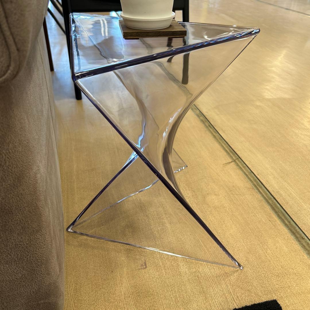 新品☆おしゃれサイドテーブル 花台 ナイトテーブル クリア モダン オブジェ