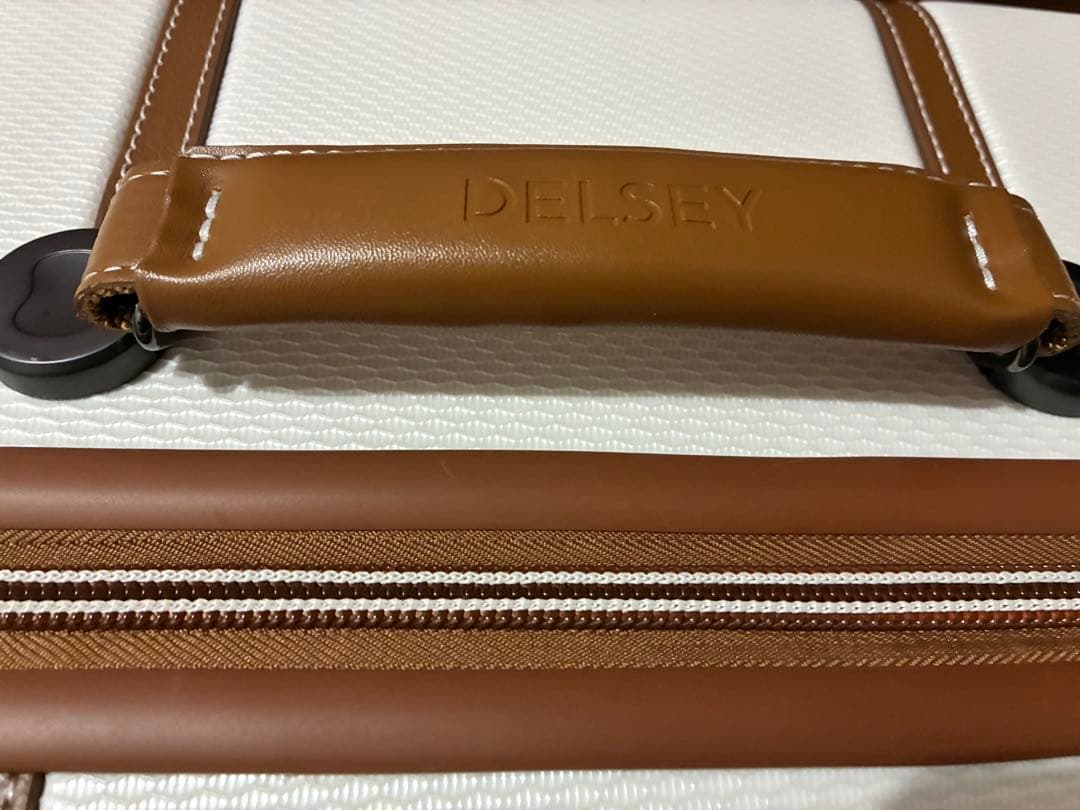 【新品未使用】DELSEYキャリーケース