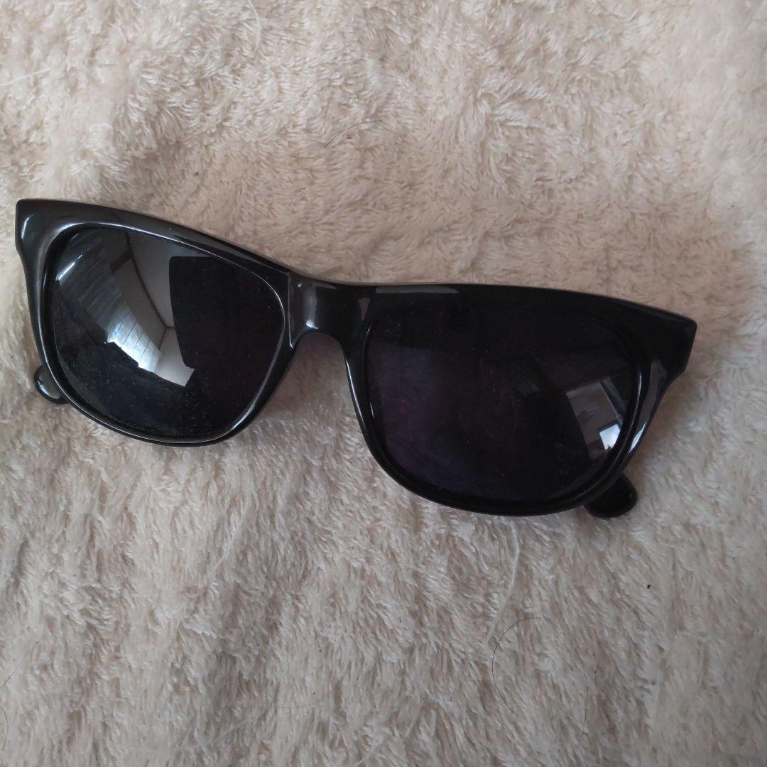 舘ひろし帰ってきたあぶない刑事オマージュサングラス