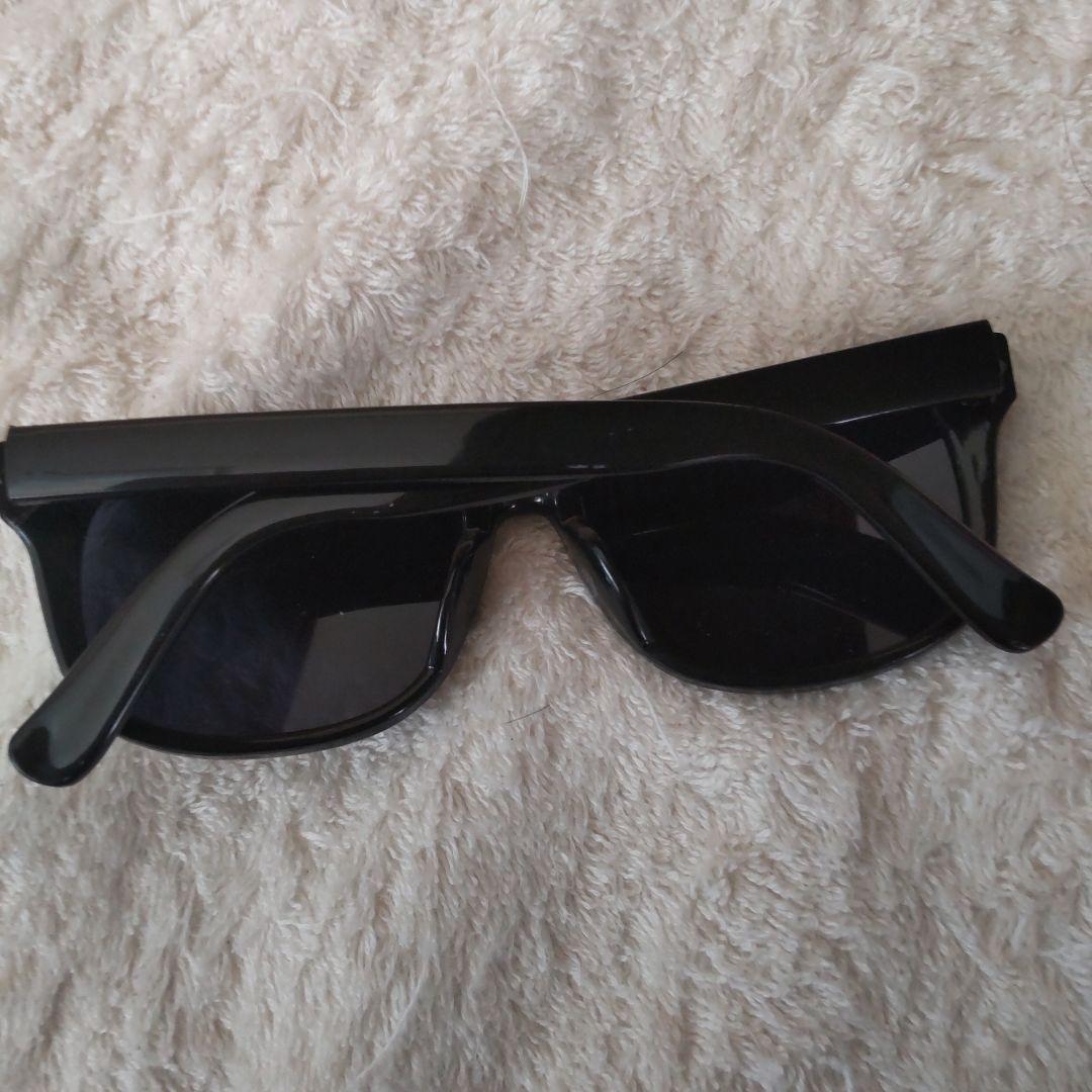 舘ひろし帰ってきたあぶない刑事オマージュサングラス