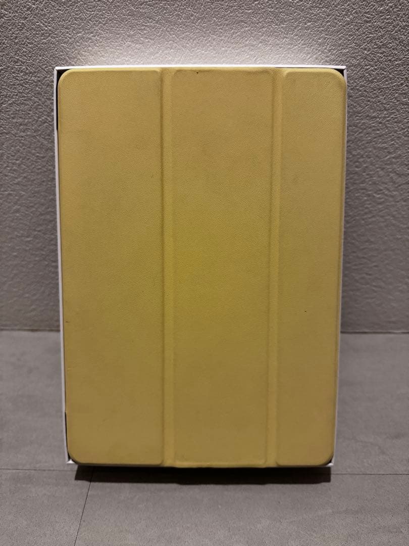 iPad (第8世代) シルバー 10.2インチ 本体