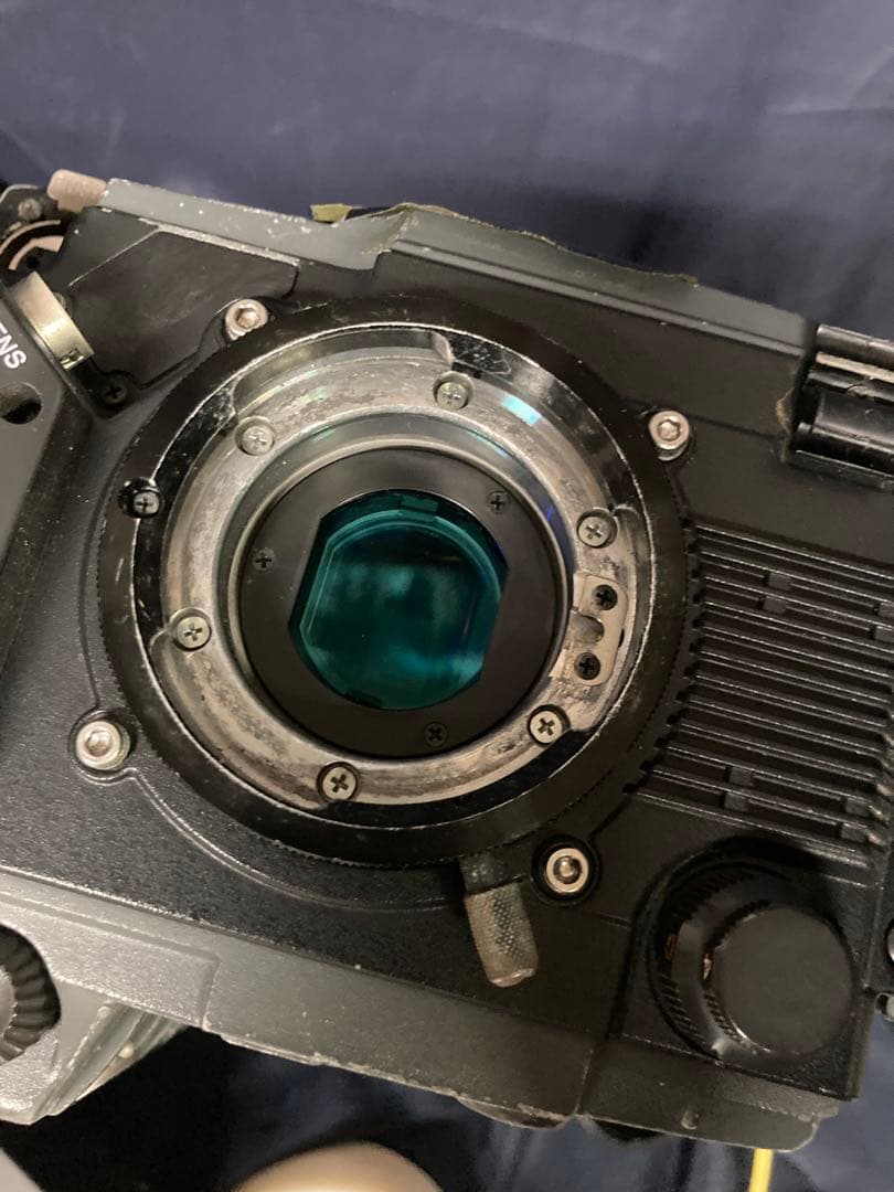 放送用ビデオカメラ本体　HDW-750