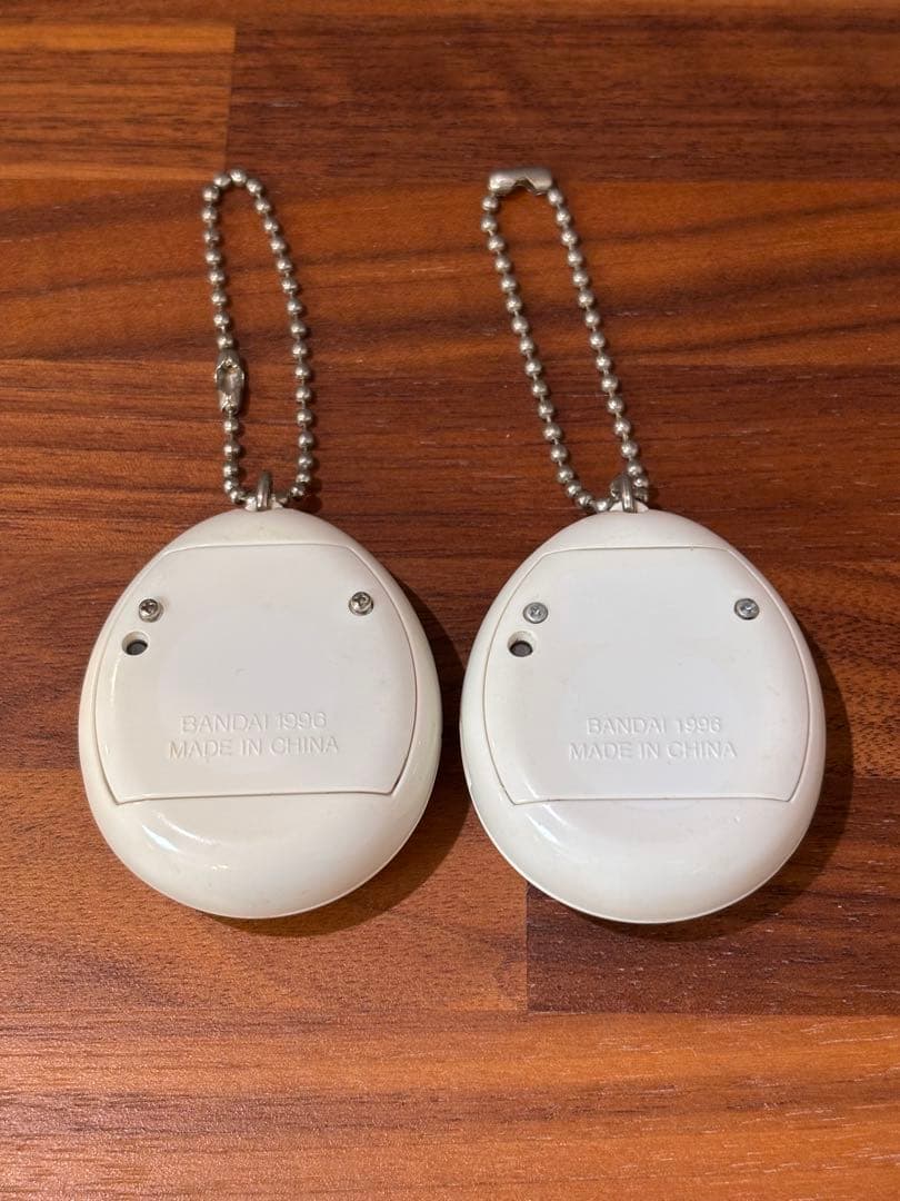 【レア】初代 たまごっち 白 ホワイト BANDAI 電子ゲーム 2点セット