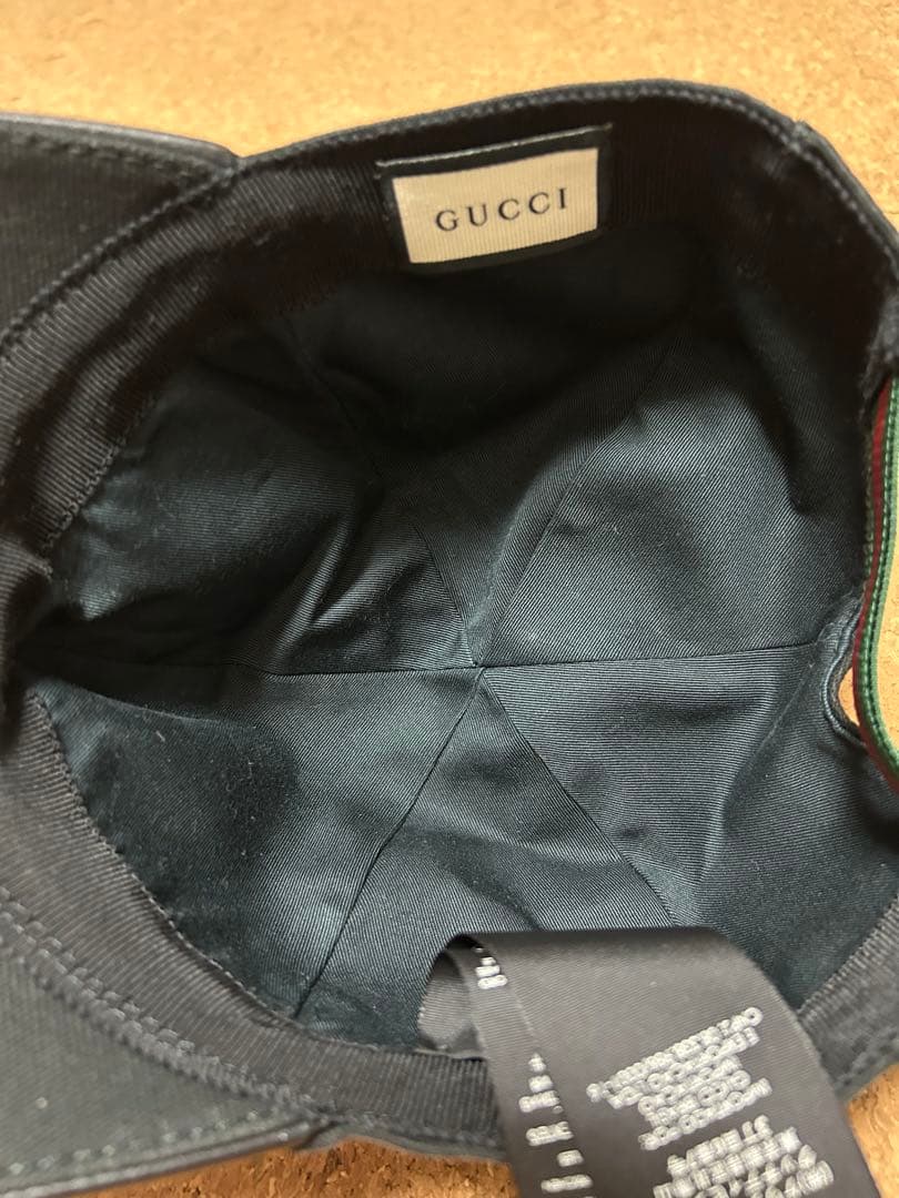 GUCCI 黒 キャップ