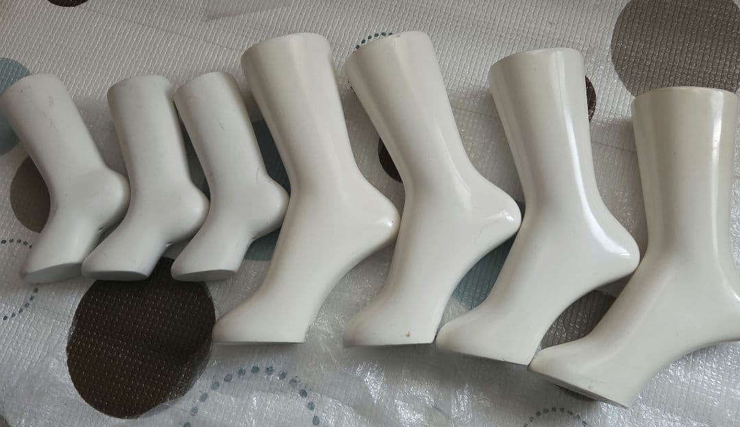 靴下トルソー　Soxディスプレイ什器　足マネキン