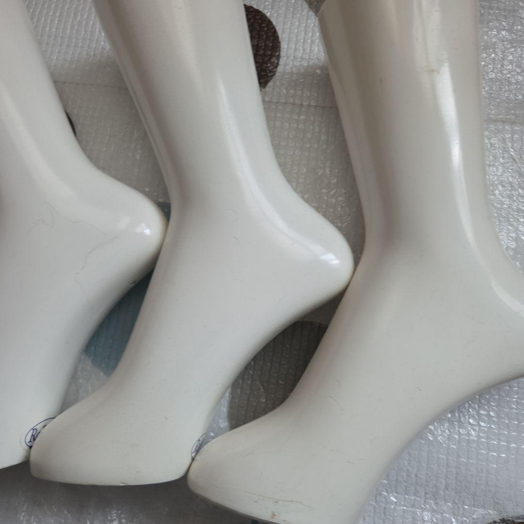靴下トルソー　Soxディスプレイ什器　足マネキン