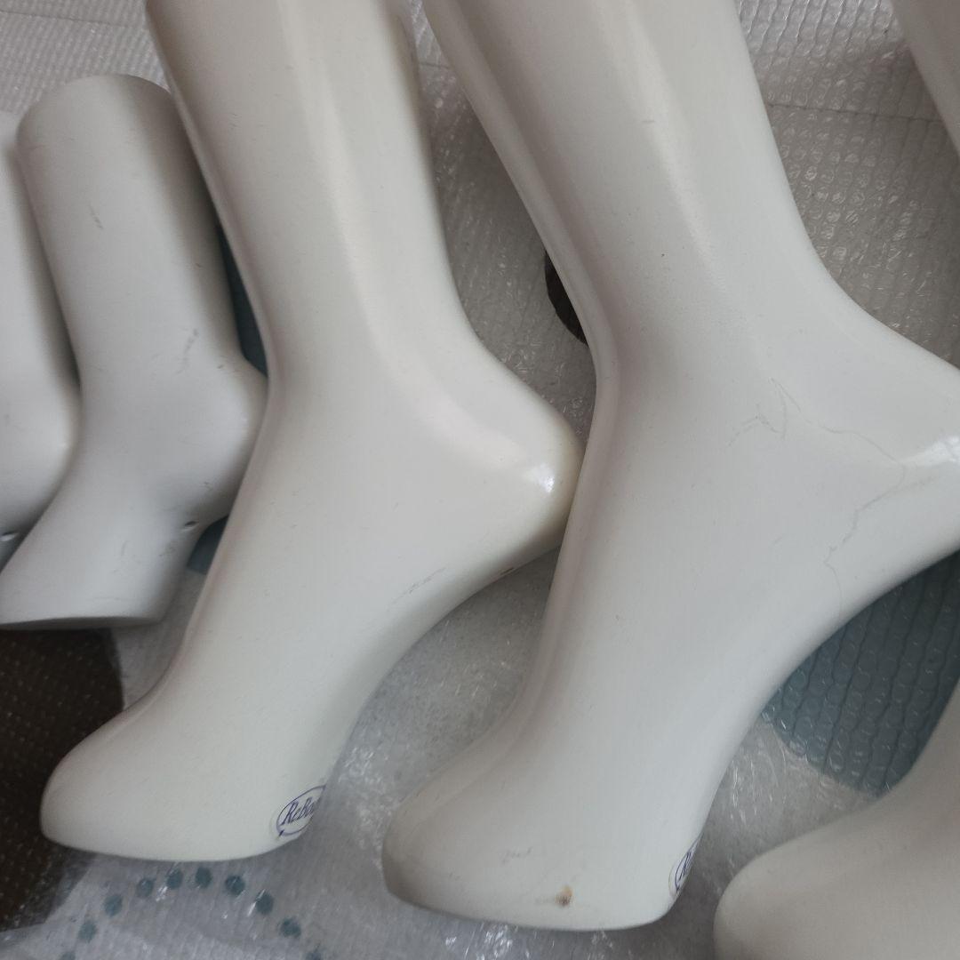 靴下トルソー　Soxディスプレイ什器　足マネキン