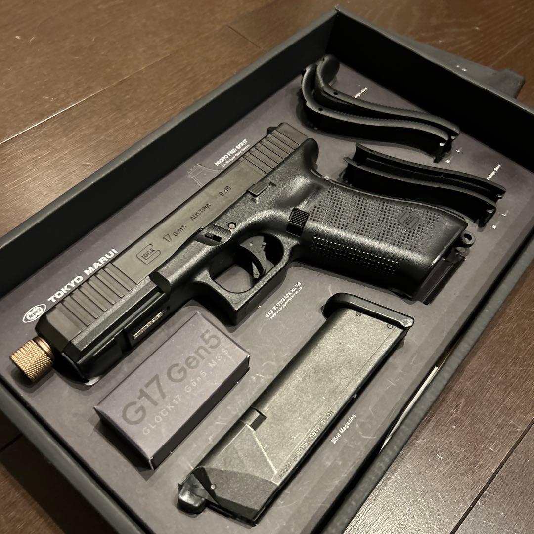 東京マルイ G17 Gen5 カスタム マガジン4本付き