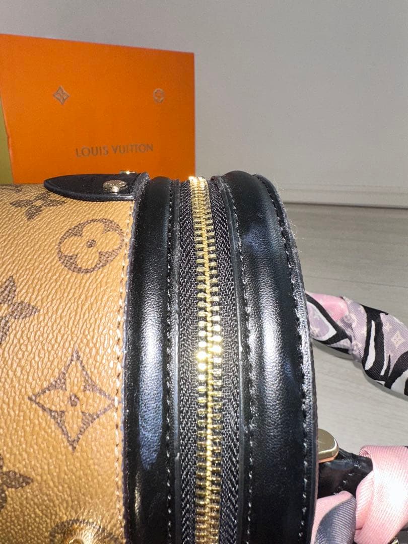 モノグラムバッグ