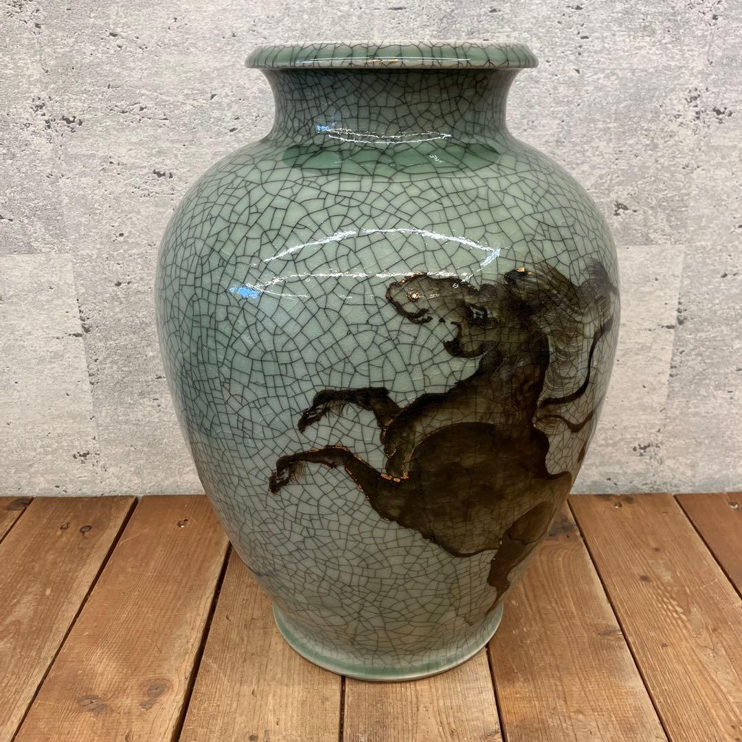 昭和レトロ 大堀相馬焼 陶器製 青ひび焼 青磁釉 貫入 走り駒 馬 飾り壺 置物