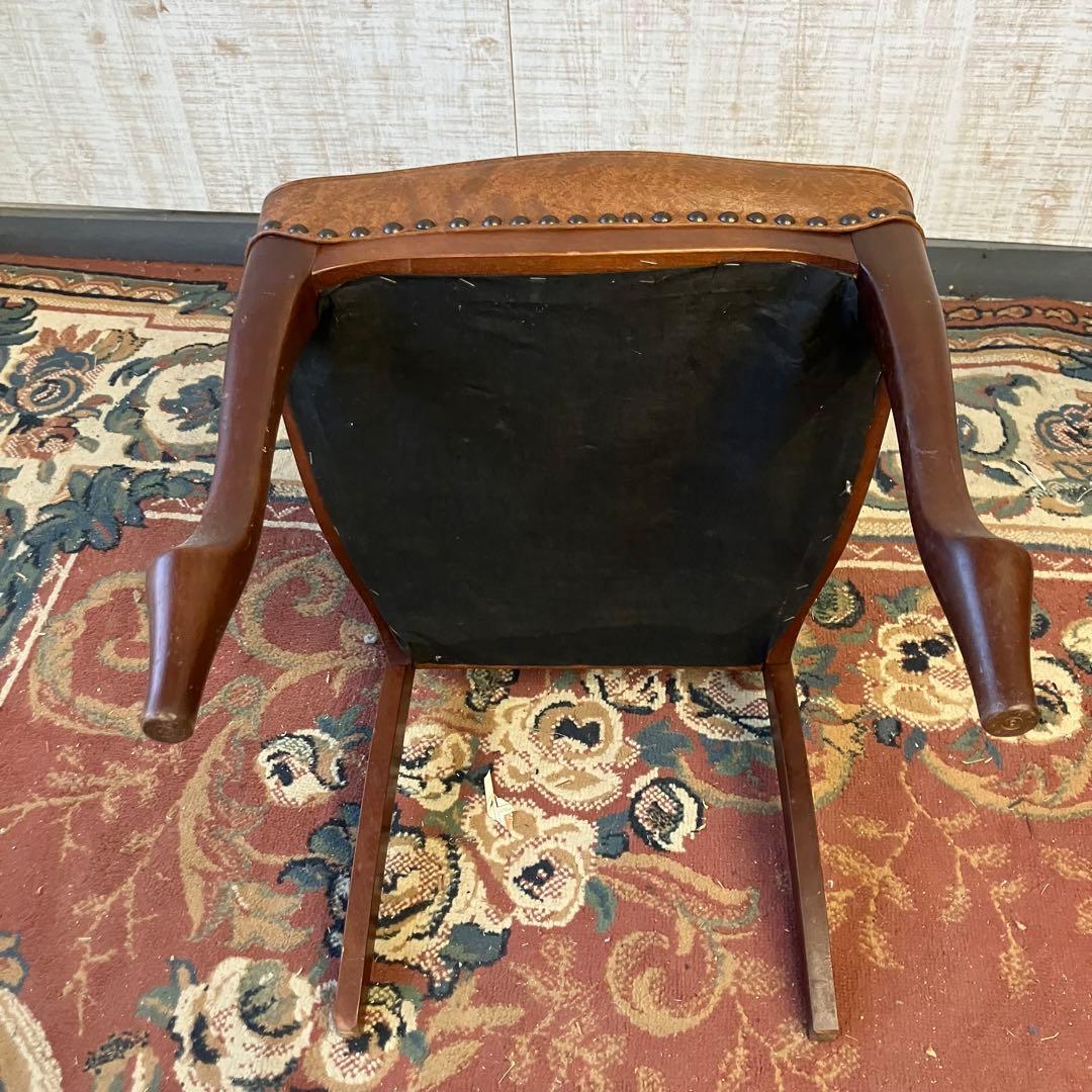 ②北欧レトロ マルニ木工 木製椅子 鋲打ちダイニングチェア ロビーチェア 古家具