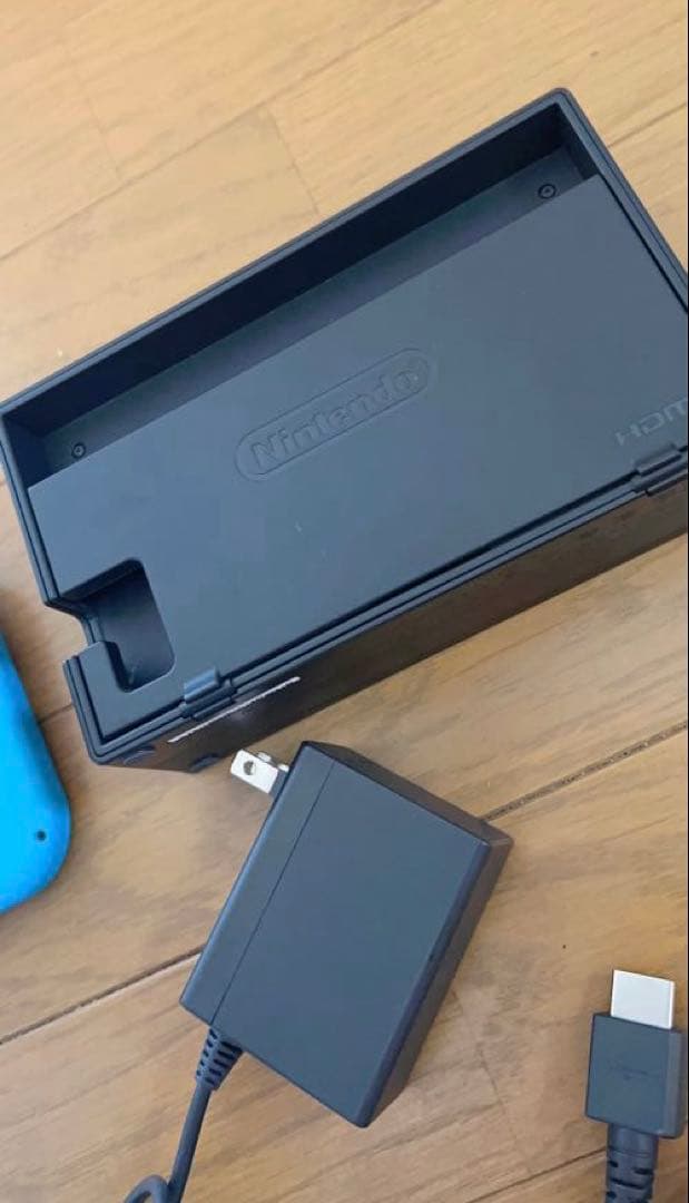 ☆【ジャンク品】Nintendo Switch 本体 青/赤 Joy-Con