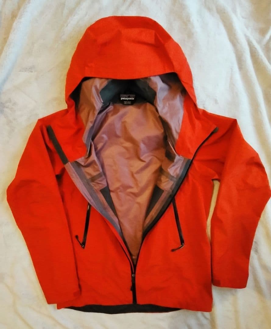 patagonia　フーディーブルゾン　メンズS