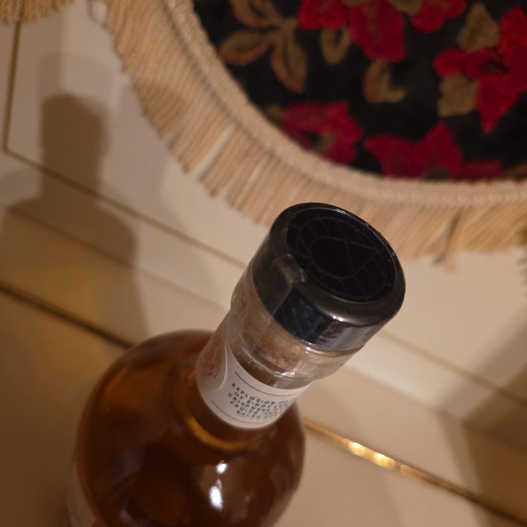 [再入荷] Noble Rebel & The Hive <2本>フェルト