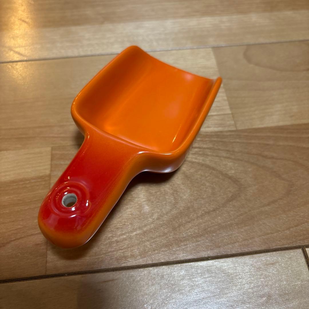 LE CREUSET ペット用フードボール コンテナ