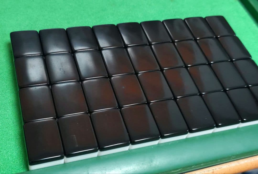 ★希少★背黒★ ミズノ丸一「ゆり」麻雀牌（MVC印）