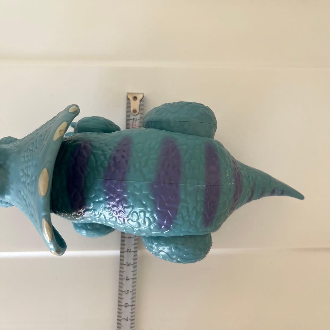 トイストーリー　トリクシー　フィギュア