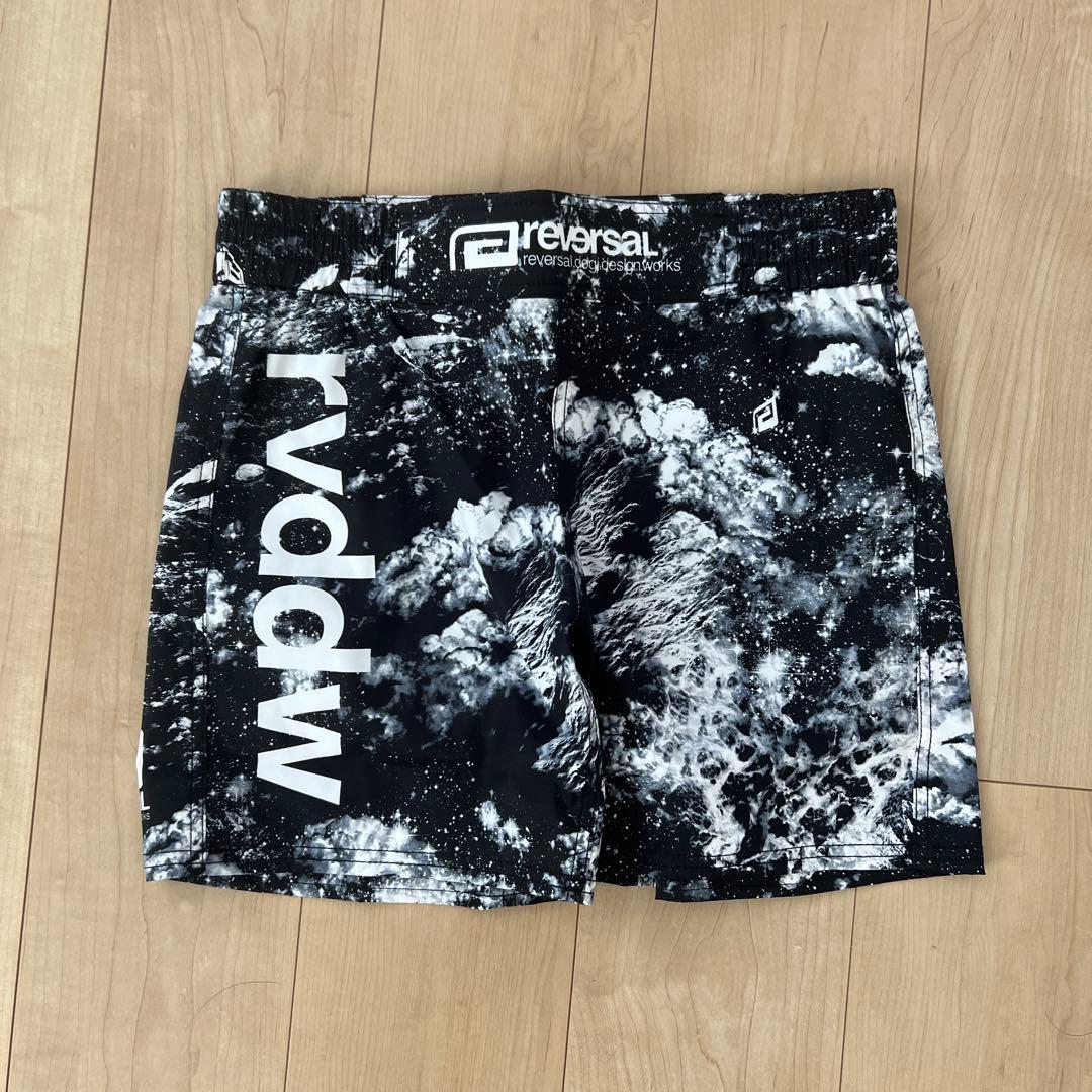 新品未使用　rvddw FIGHT SHORTS リバーサル　ファイトパンツ