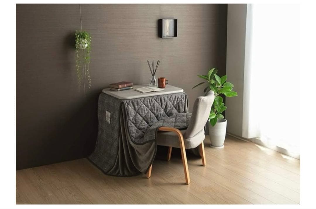 こたつテーブルとアーム付き椅子セット(カバー付き)