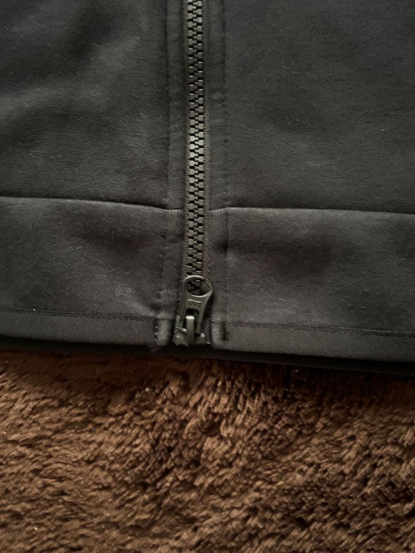 NIKE テックフリース　黒　Sサイズ