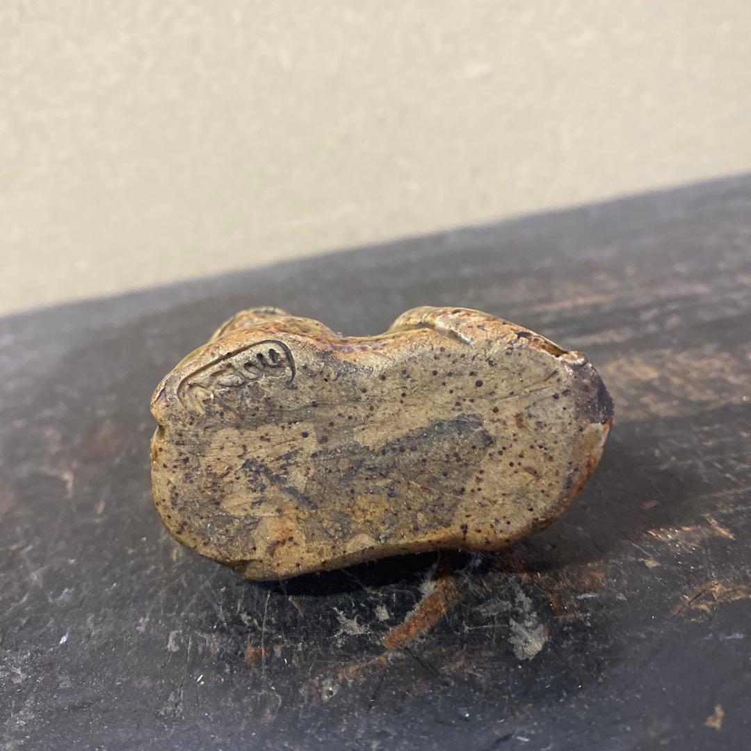 ネコ形 陶器 装飾品