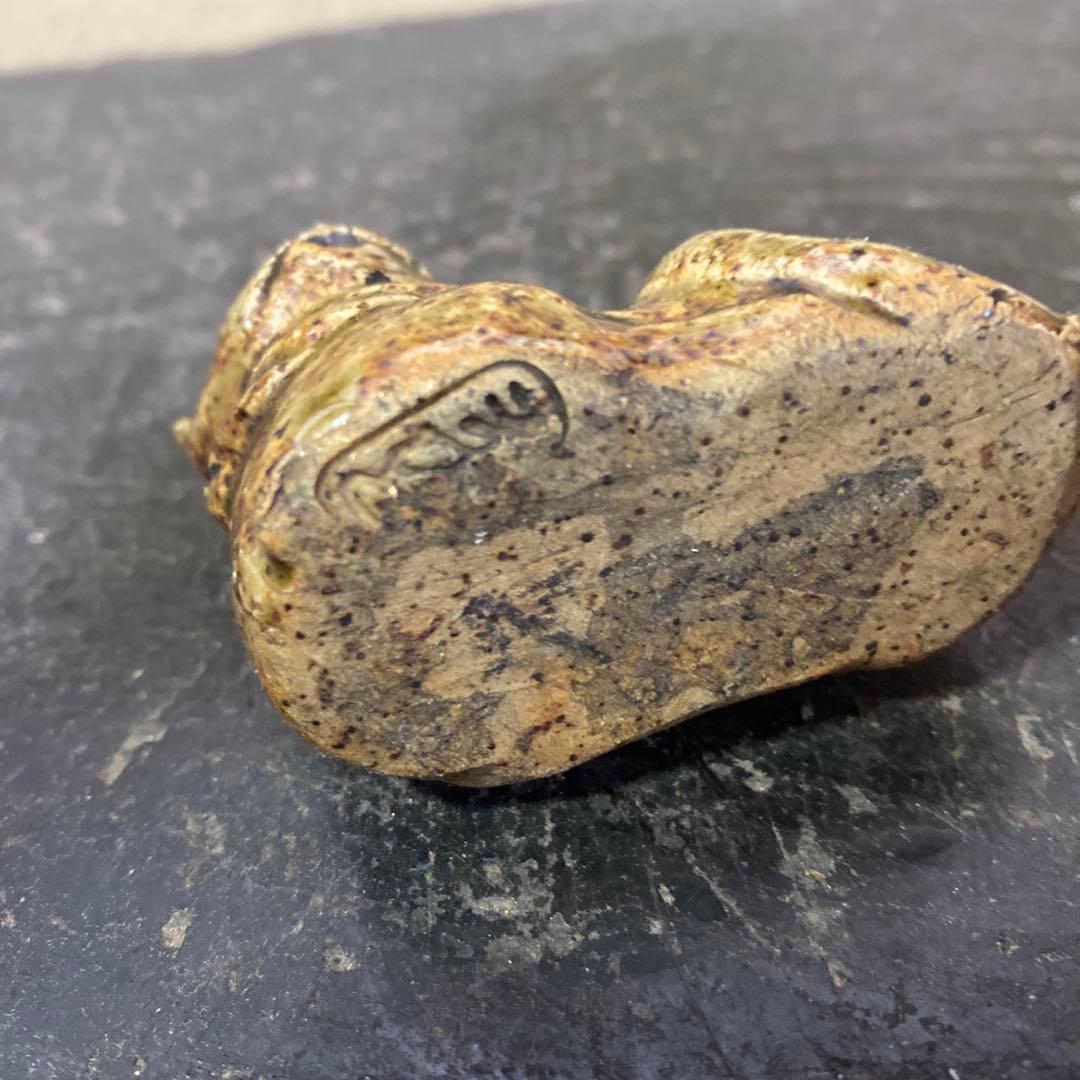 ネコ形 陶器 装飾品