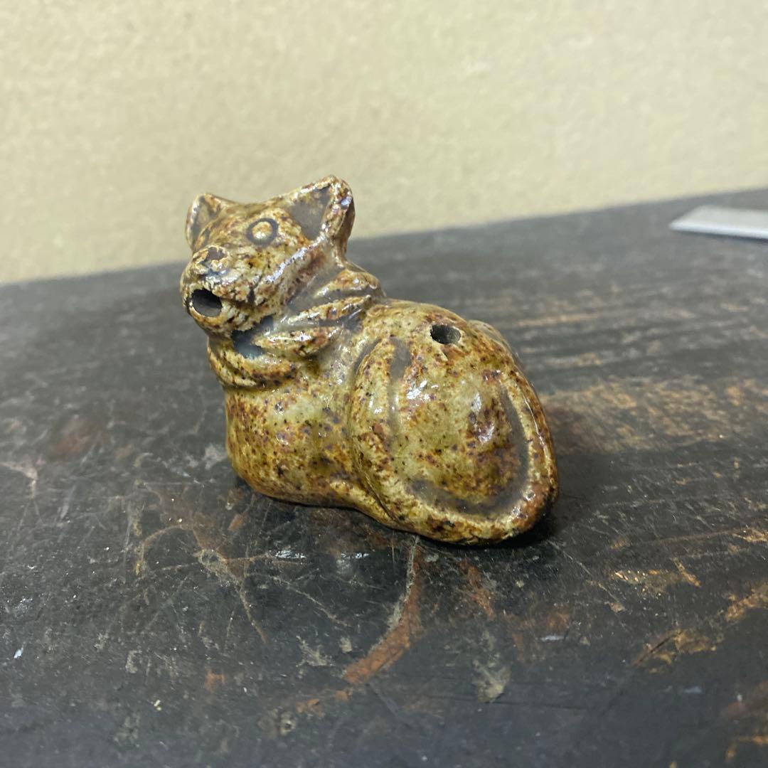 ネコ形 陶器 装飾品