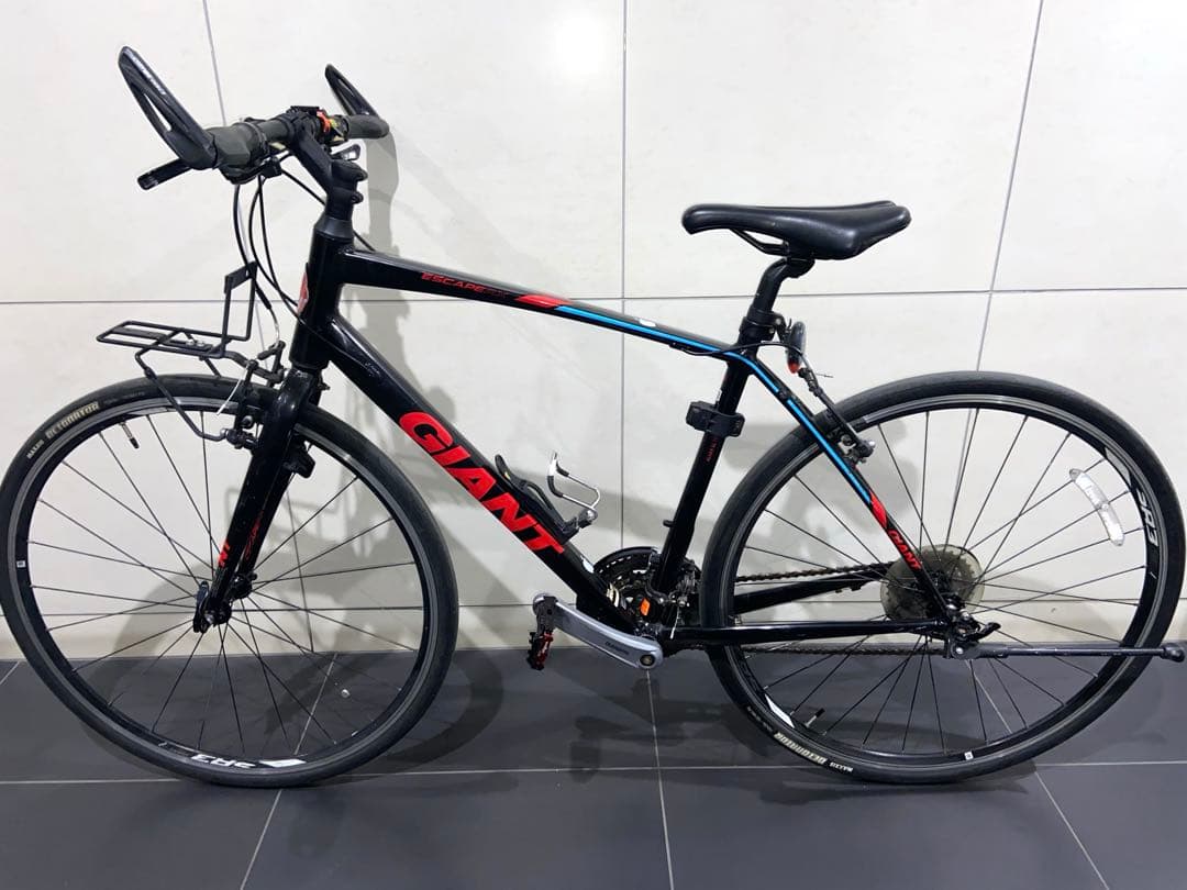GIANT ESCAPE RX3 クロスバイク　ジャイアント　エスケープ　自転車