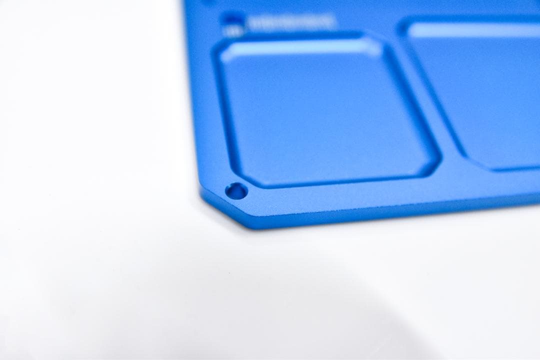 タミヤ TRF 2点セット （ メンテナンススタンド ／ アルミパーツトレイ）