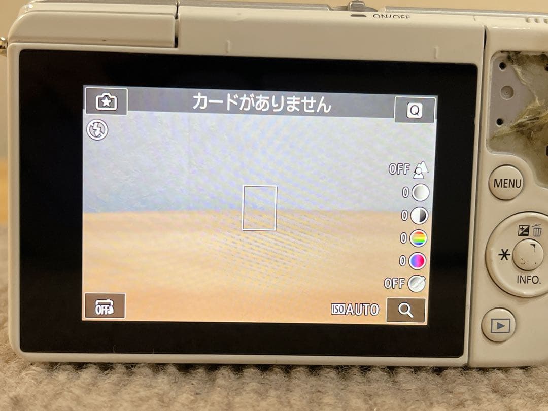 デジタルカメラ Canon FOS M10-WH WZOOMKIT