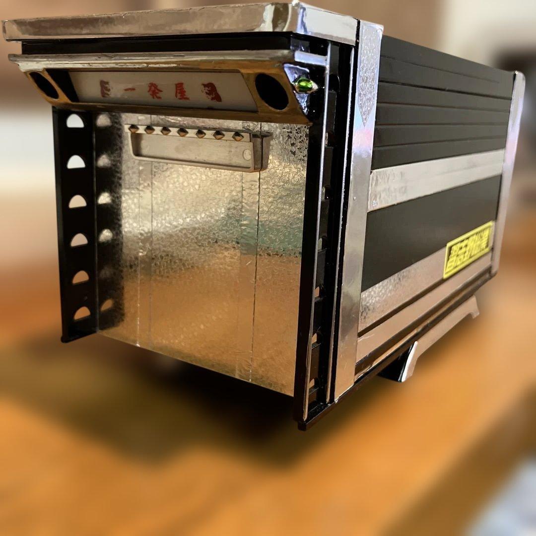 デコトラ、黒色のデカ箱出品、1／32大型ダンプ用