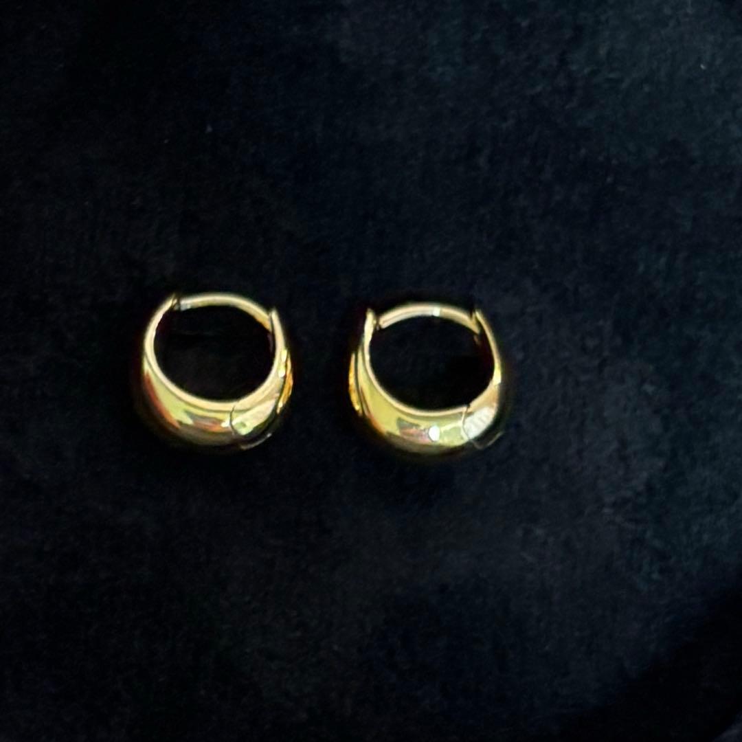 TOM WOOD Ice Huggie フープピアス