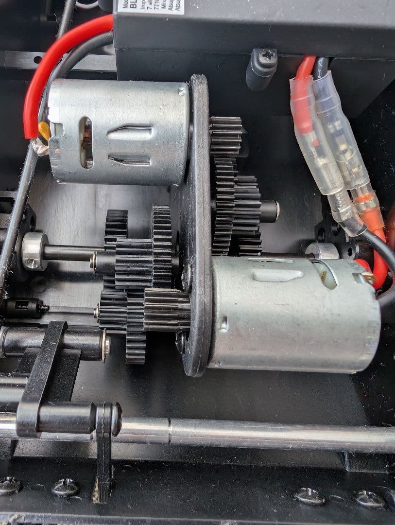 Kyosho Blizzard 2.0　 ラジコン　除雪車　京商　キャタピラ