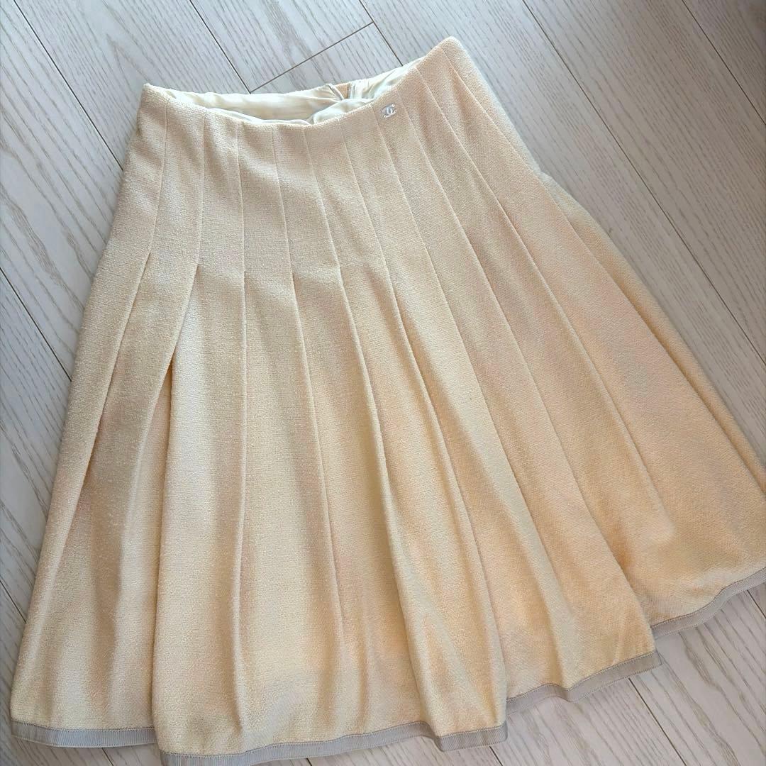 CHANEL ウール　ホワイトフレアスカート