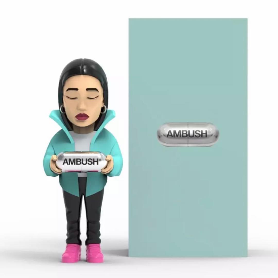 ⭐︎大人気激レア⭐︎YOON フィギュア