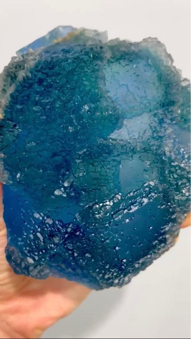 中国　福建省産の緑がかった青色のフローライト