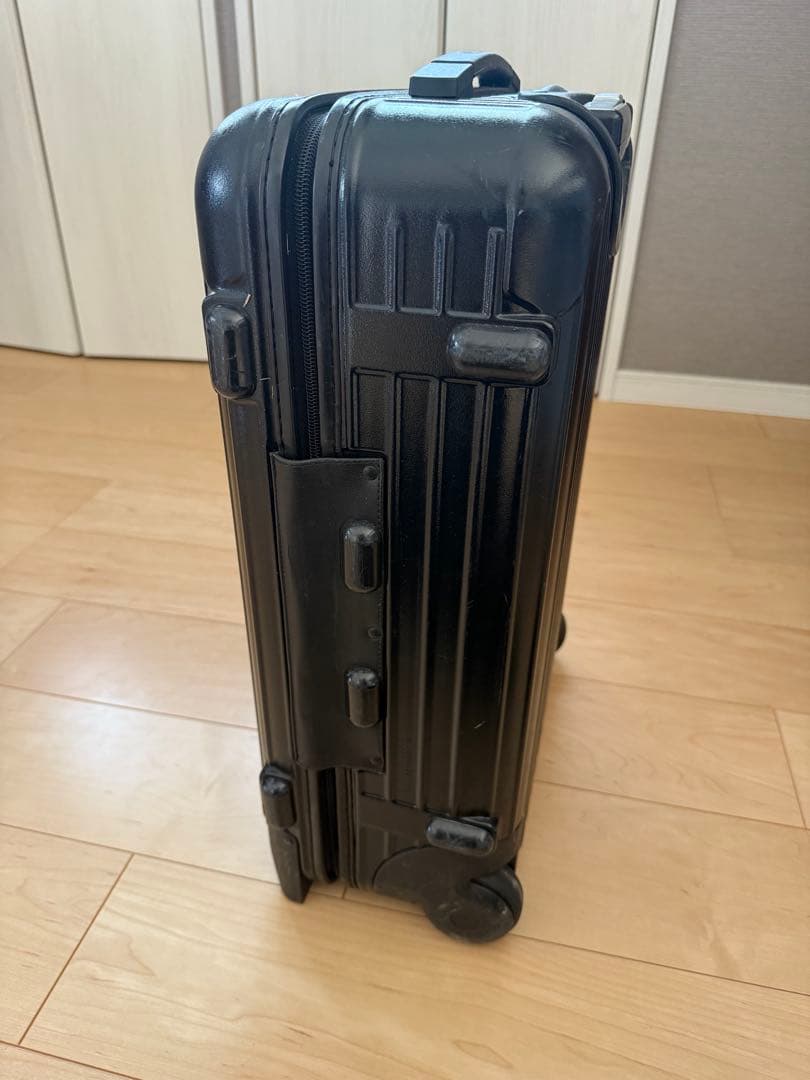 RIMOWA SALSA 33L 2輪