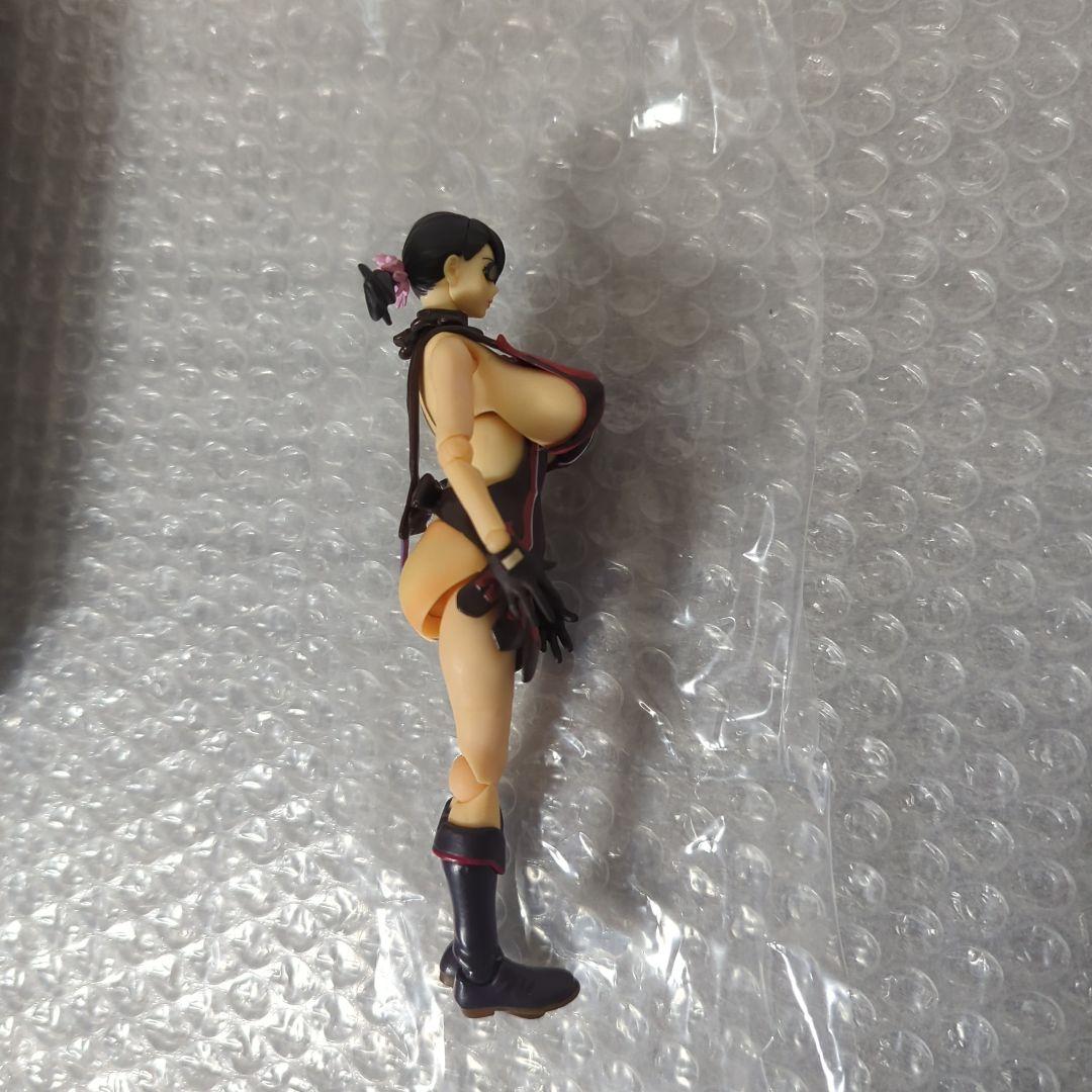 【現状品】リボルテック 武器屋カトレア クイーンズブレイド アクションフィギュア